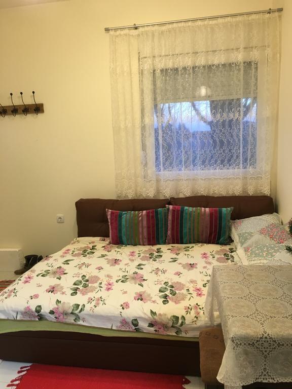 Apartment Vistanova Vrdnik Rom bilde