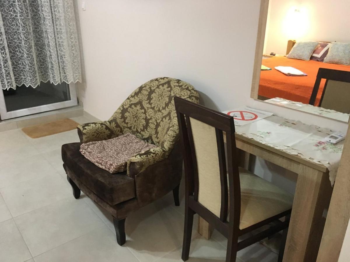Apartment Vistanova Vrdnik Eksteriør bilde